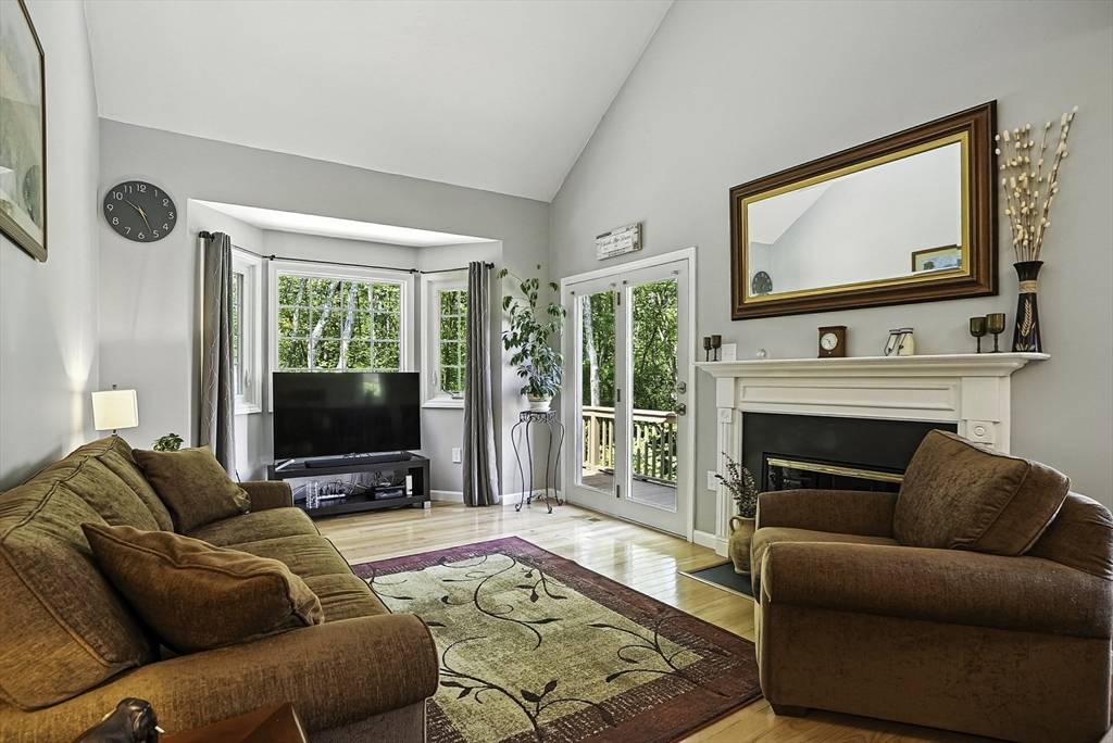 8 Birchwood Lane #8 Hopkinton, MA 01748