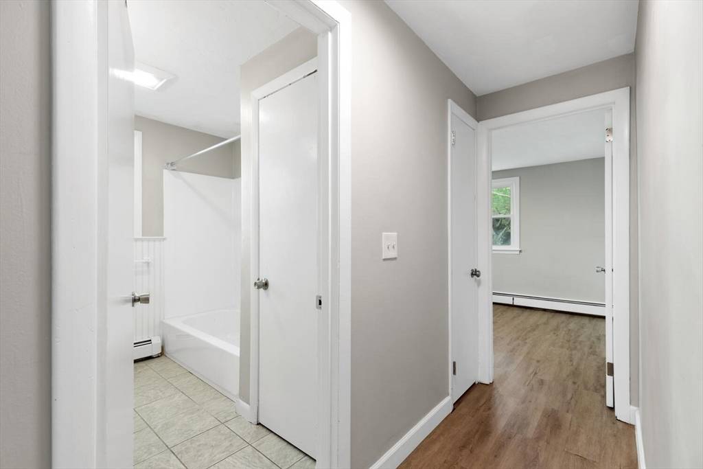Ipswich, MA 01938,54-56 Avery St