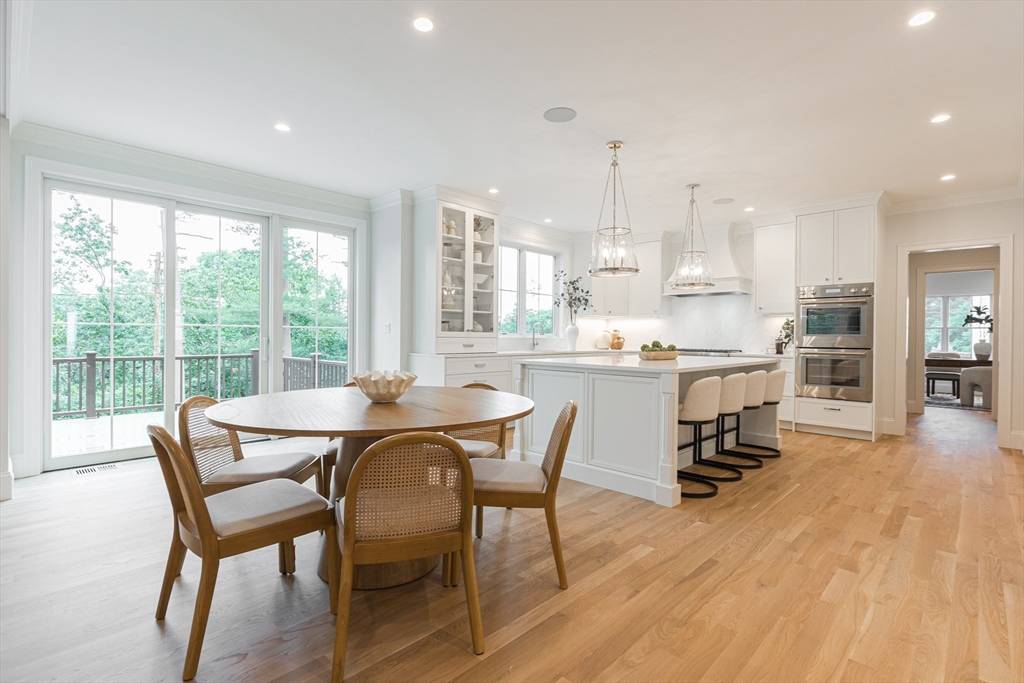 Needham, MA 02492,125 South Street