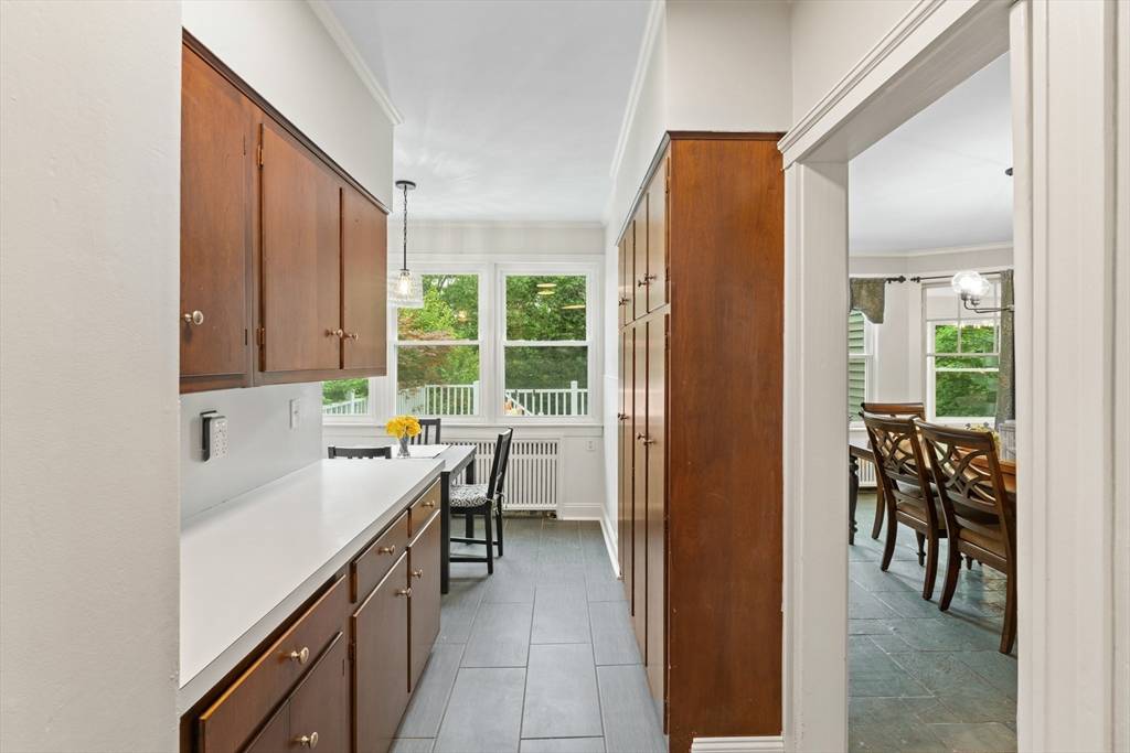 Haverhill, MA 01830,9 Maplewood Ter