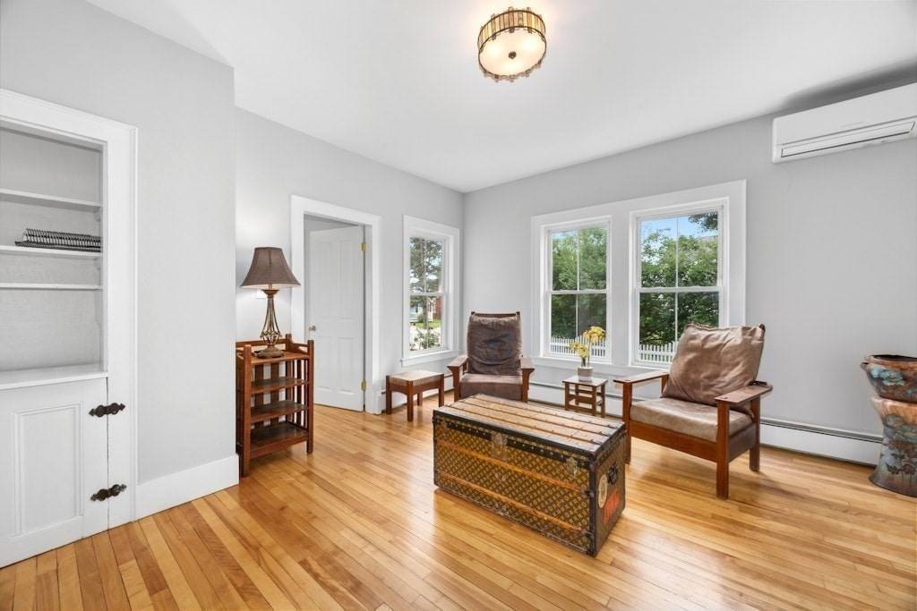Northborough, MA 01532,20 School Street