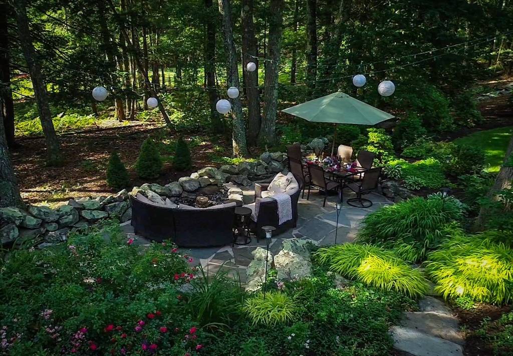 Sherborn, MA 01770,15 Wildwood Dr