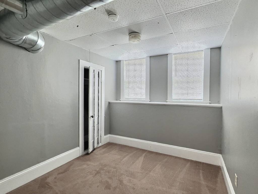 Lowell, MA 01854,82 Gershom Ave #2