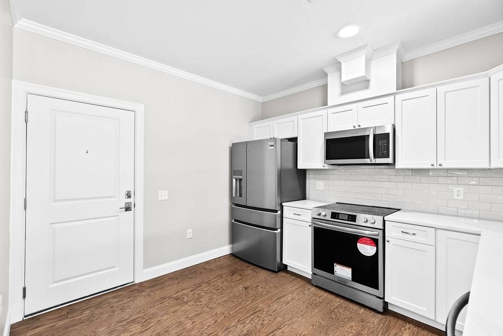 Milton, MA 02186,485 Blue Hills Parkway #33