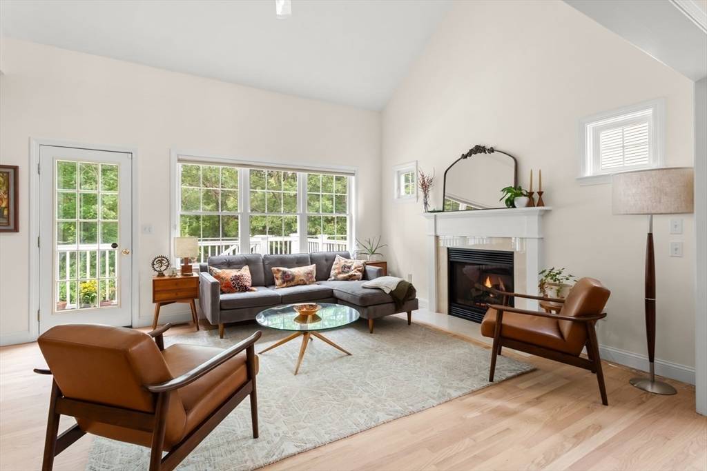 24 Indian Woods Way #24 Canton, MA 02021