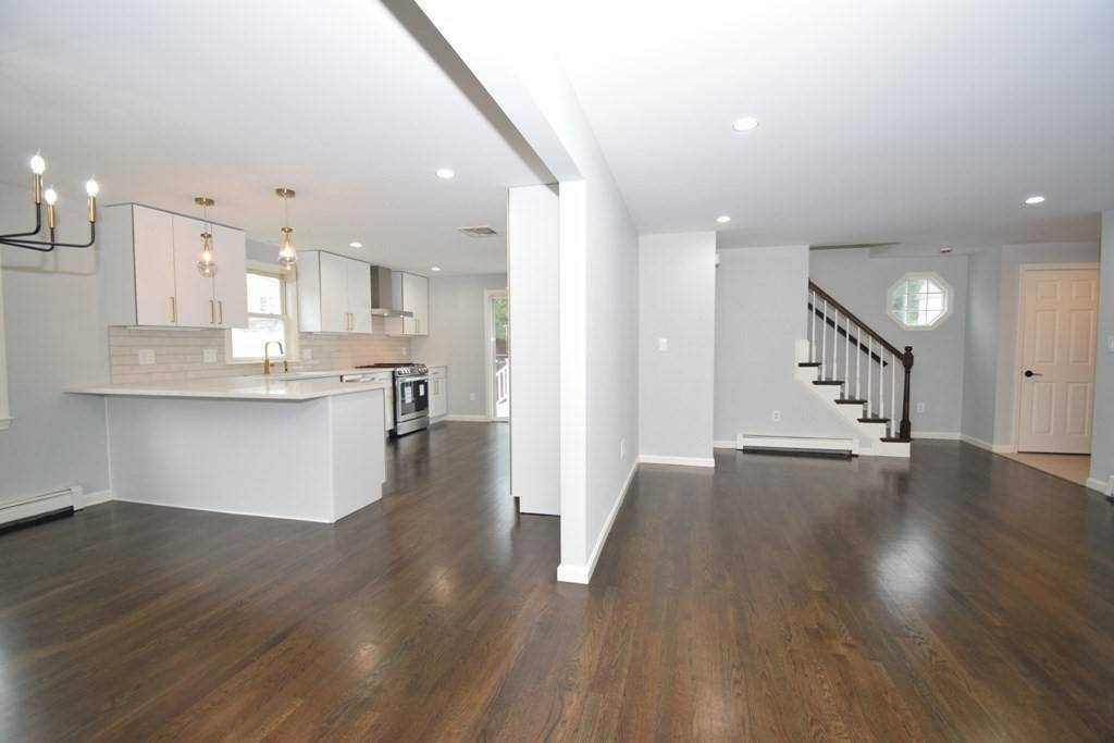 5 Jennifer Lane Malden, MA 02148
