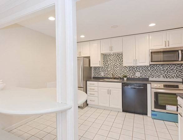 Franklin, MA 02038,139 King Street #201B