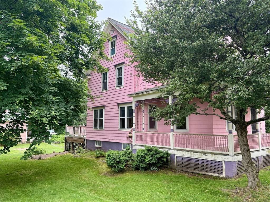 Attleboro, MA 02703,1554 West St