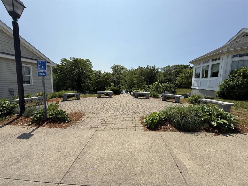 North Andover, MA 01845,1019 Osgood Street