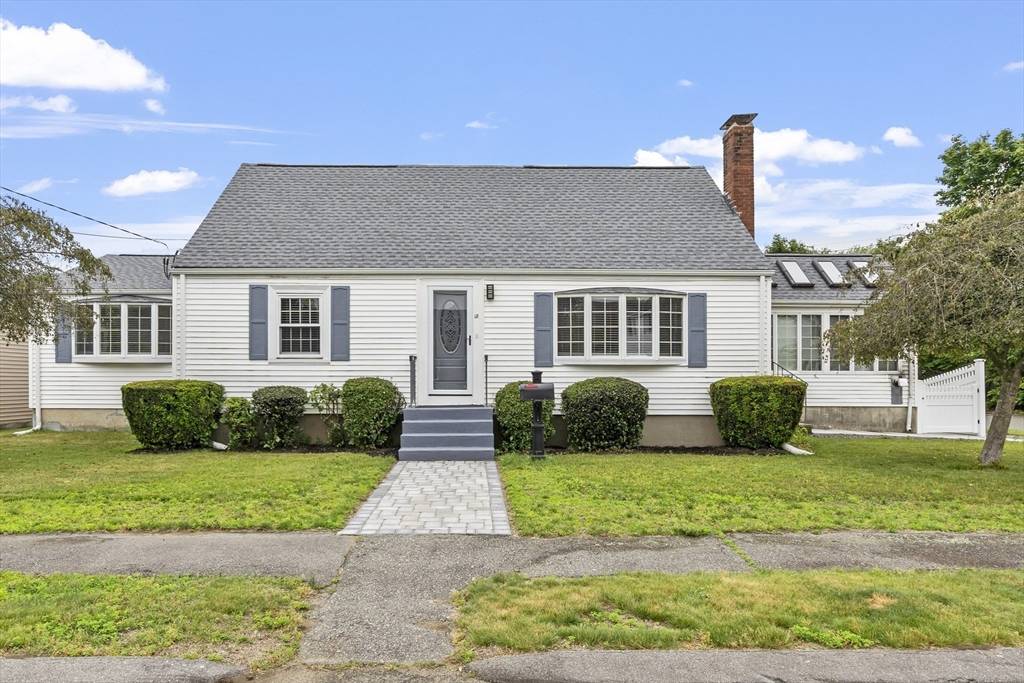 Peabody, MA 01960,18 Rainbow Cir