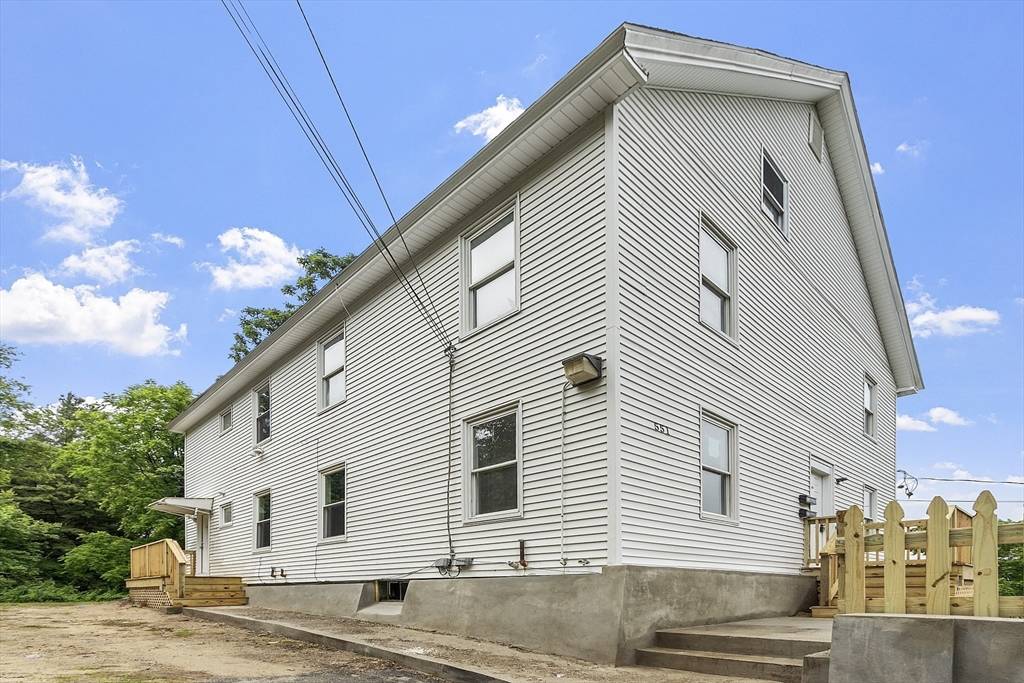 Athol, MA 01331,551 Chestnut St