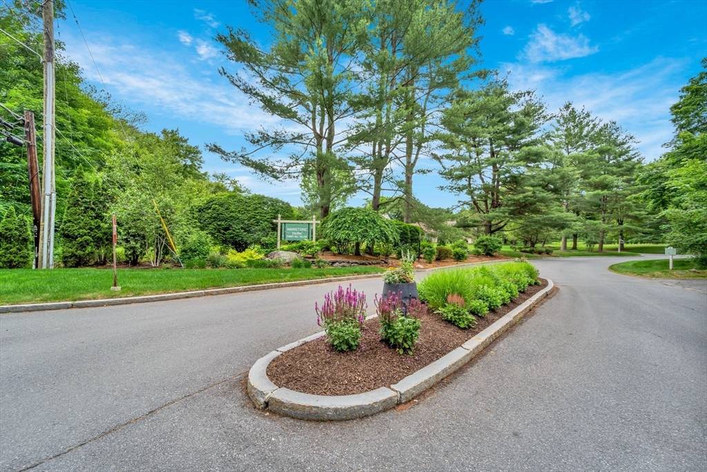 Wayland, MA 01778,10 Fox Hollow #10