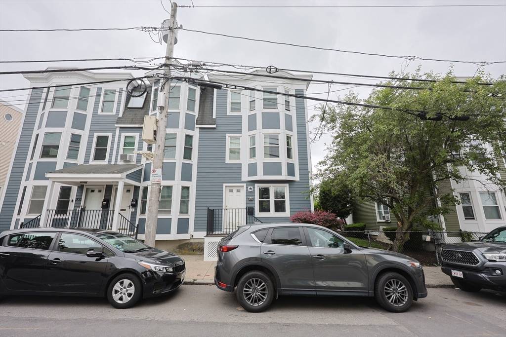 Boston, MA 02127,205 W 6th Street #205