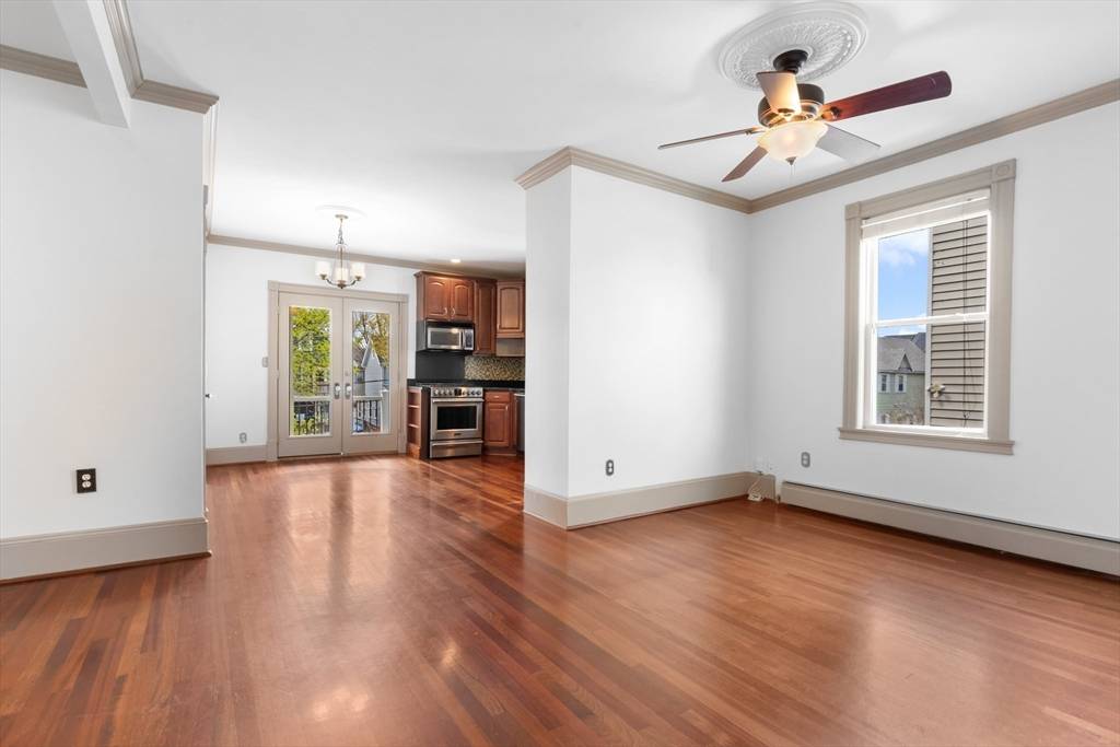Boston, MA 02125,13 Maryland St #2
