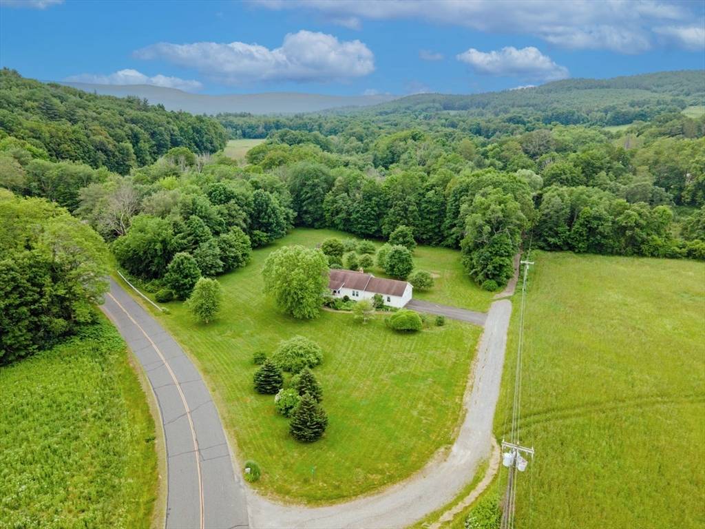 Gill, MA 01354,5 Boyle Road