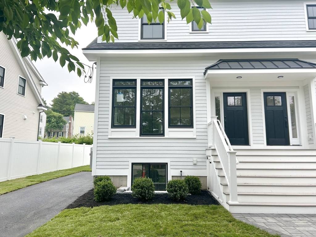 Watertown, MA 02472,50 York Ave #50