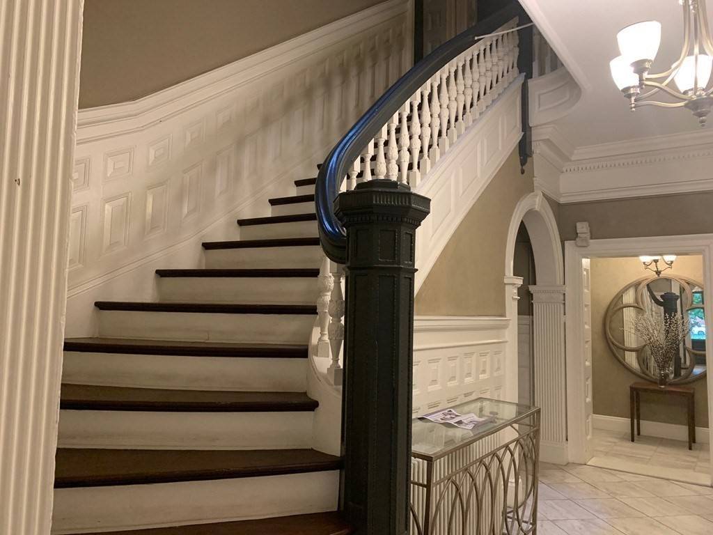 Boston, MA 02115,373 Commonwealth Avenue #303