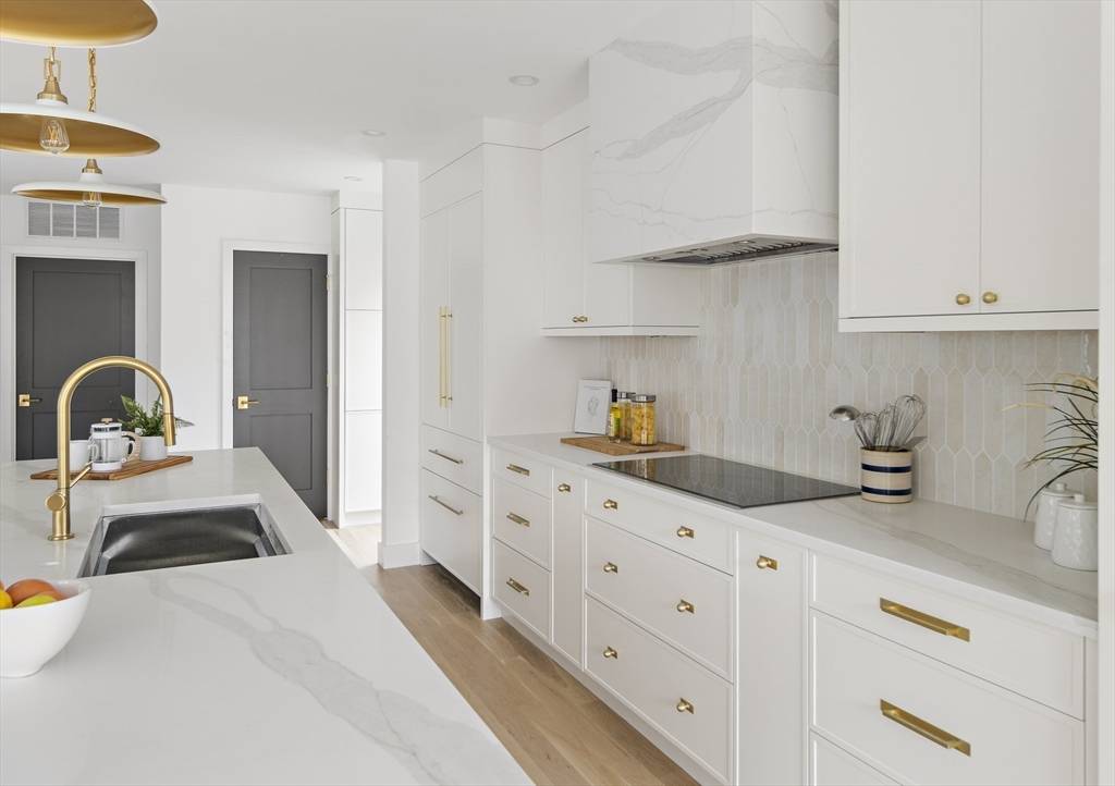 Cambridge, MA 02138,361 Walden #361
