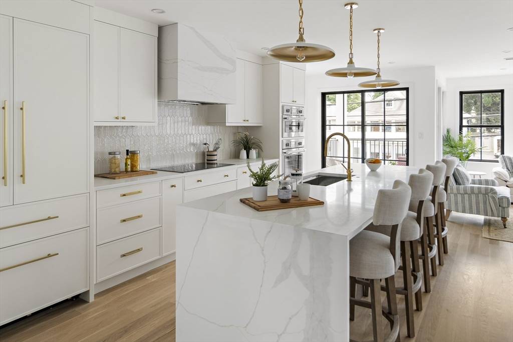 Cambridge, MA 02138,361 Walden #361