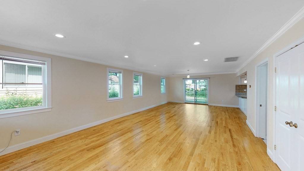 Framingham, MA 01702,67 Willis Ave #0