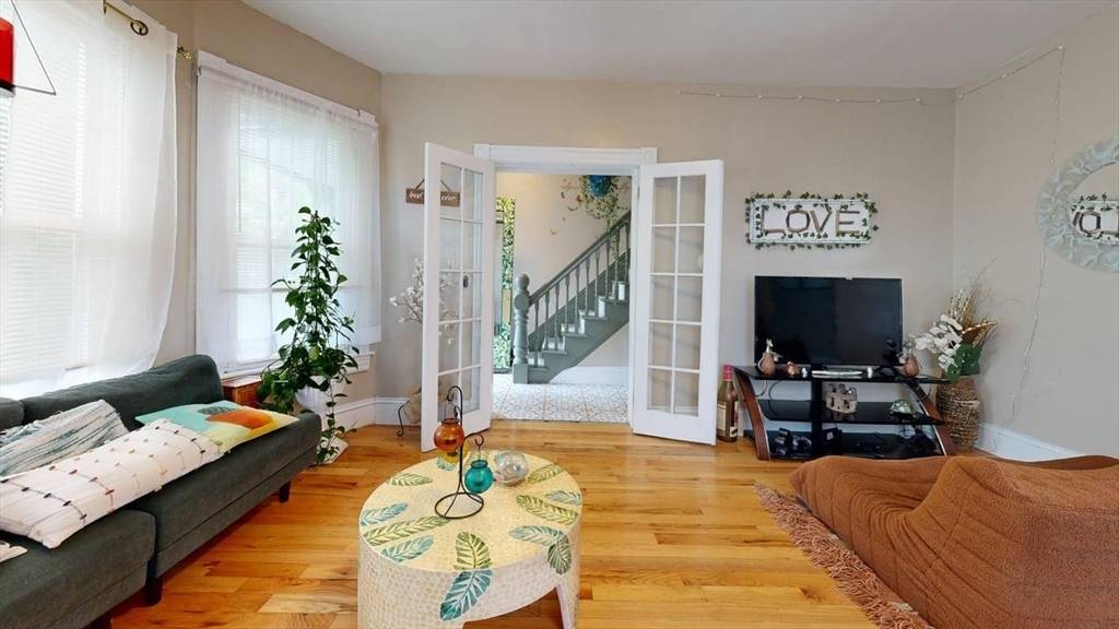 Adams, MA 01220,48 Summer St