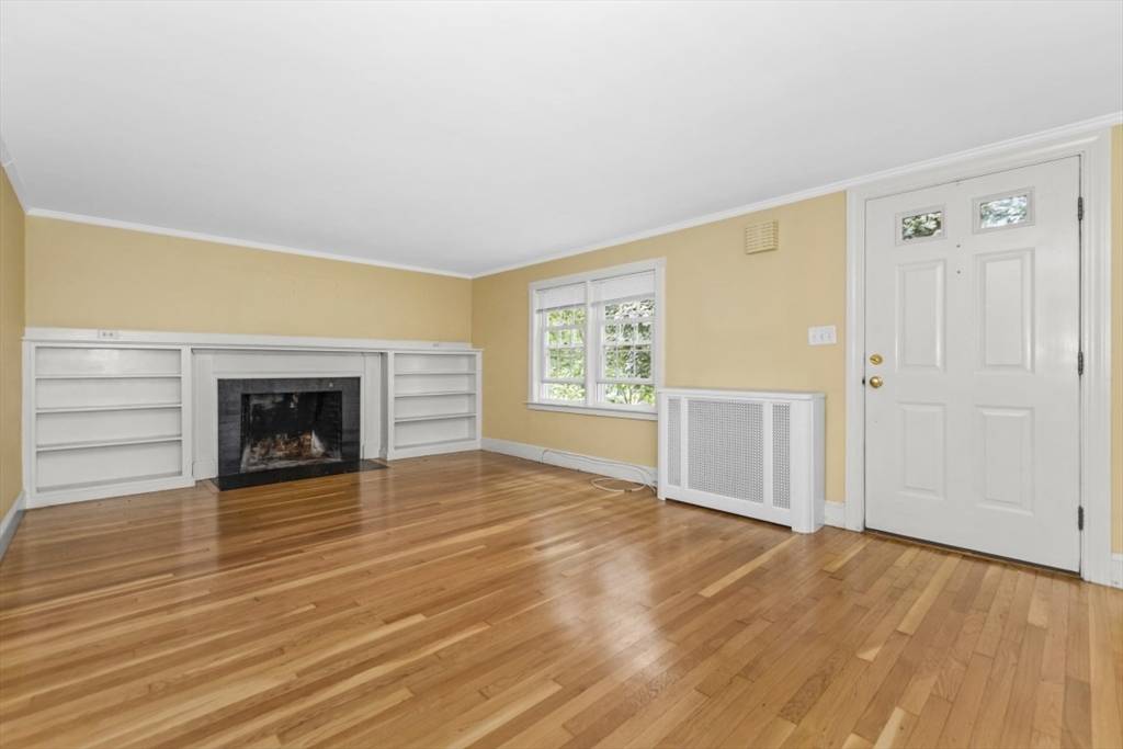 Wellesley, MA 02481,41 Willow St #000