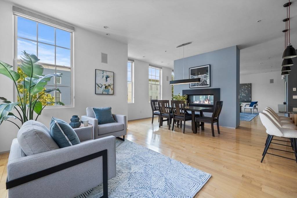 Boston, MA 02127,618 East 2nd St #2