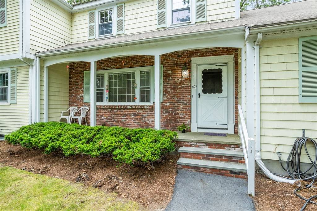 Acton, MA 01720,101 Drummer Rd #101