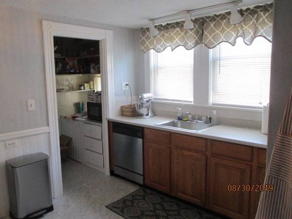 Melrose, MA 02176,53 Pearl St #2