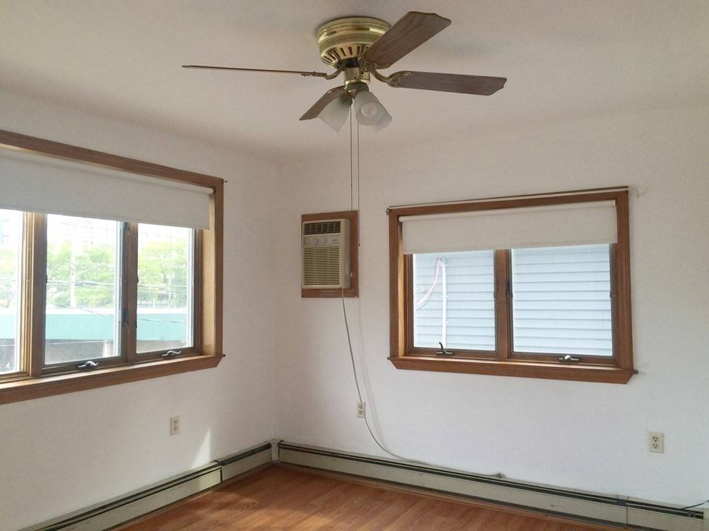 Somerville, MA 02145,8 Florence Street #2