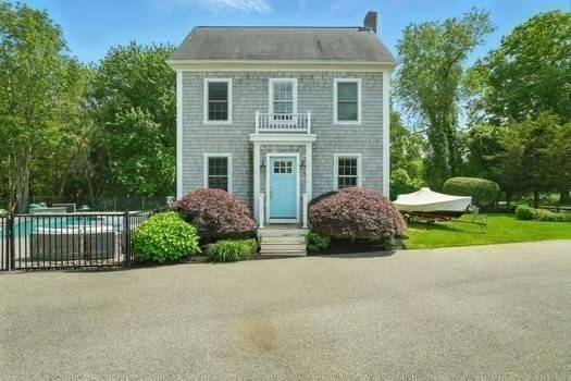 735 Bay Rd Duxbury, MA 02332