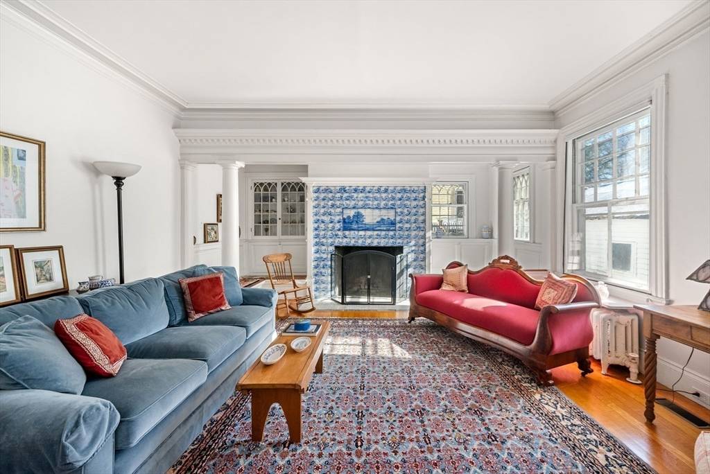 Brookline, MA 02445,14 Irving Street
