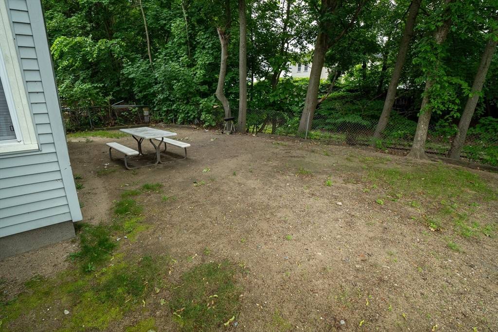 Framingham, MA 01702,6-8 Claflin St #8A