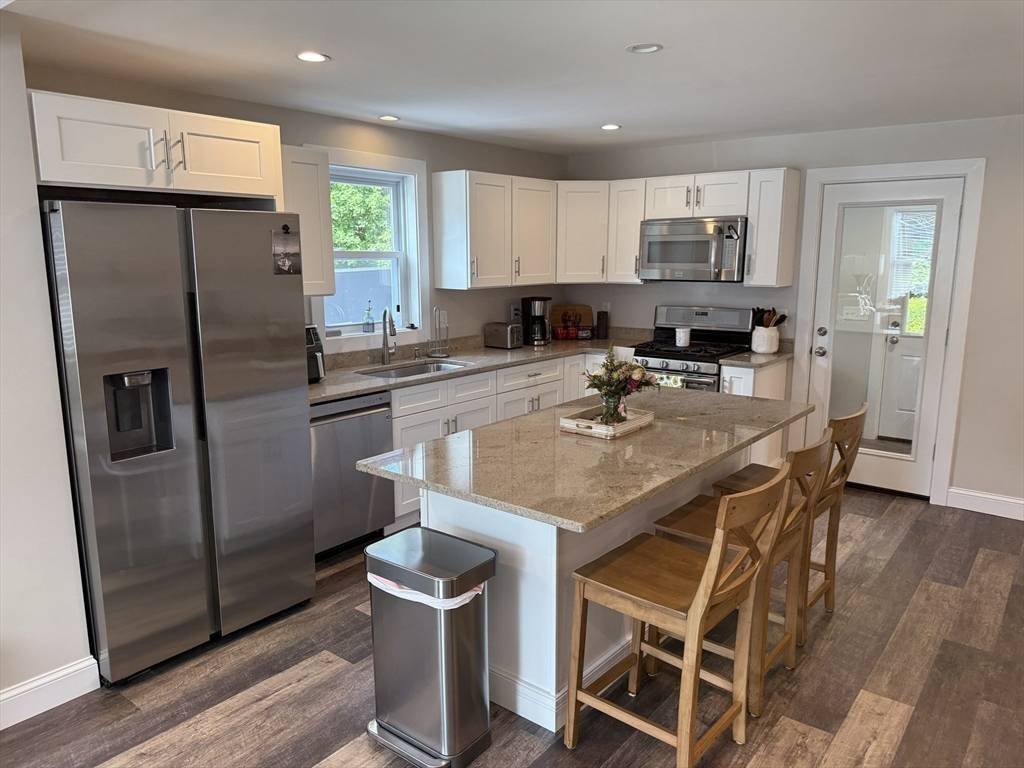 Dracut, MA 01826,51 Mill St #51