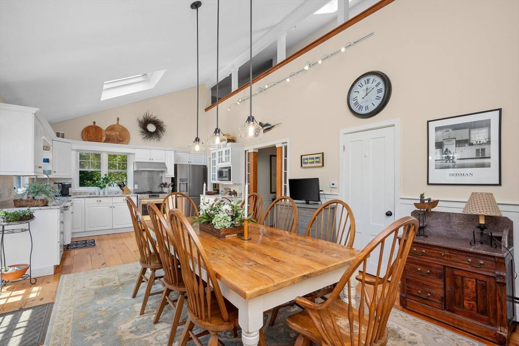5 Putnam Ave Barnstable, MA 02635