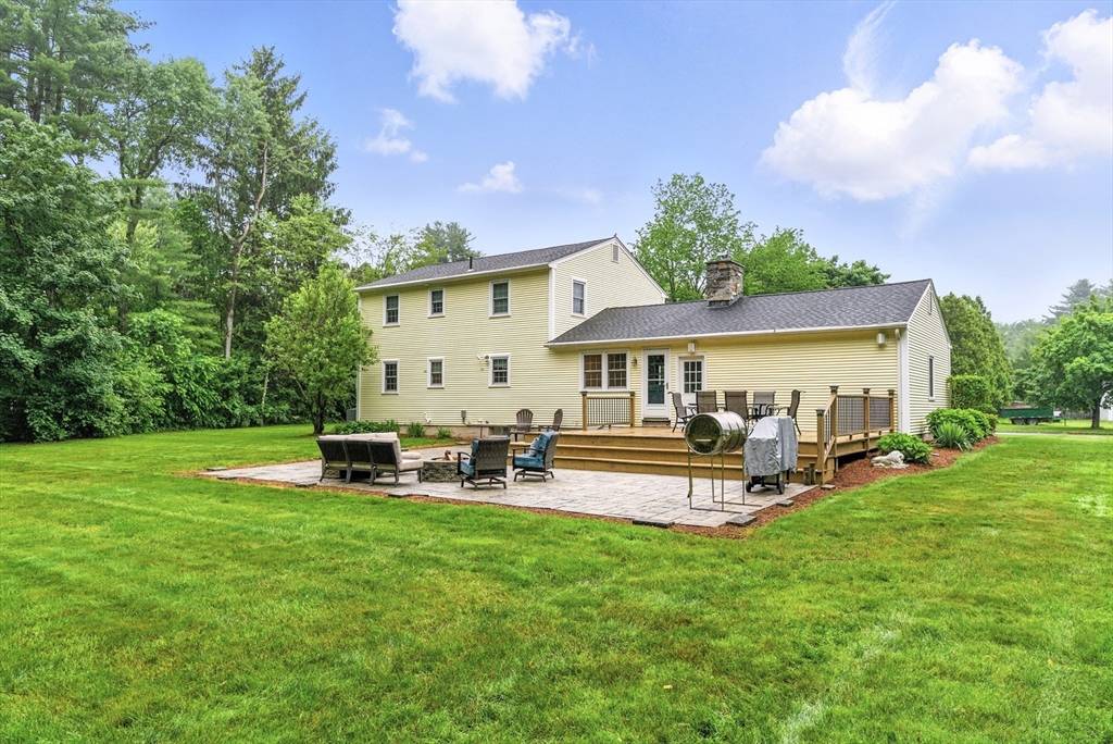 Wilbraham, MA 01095,9 Tinkham Glen