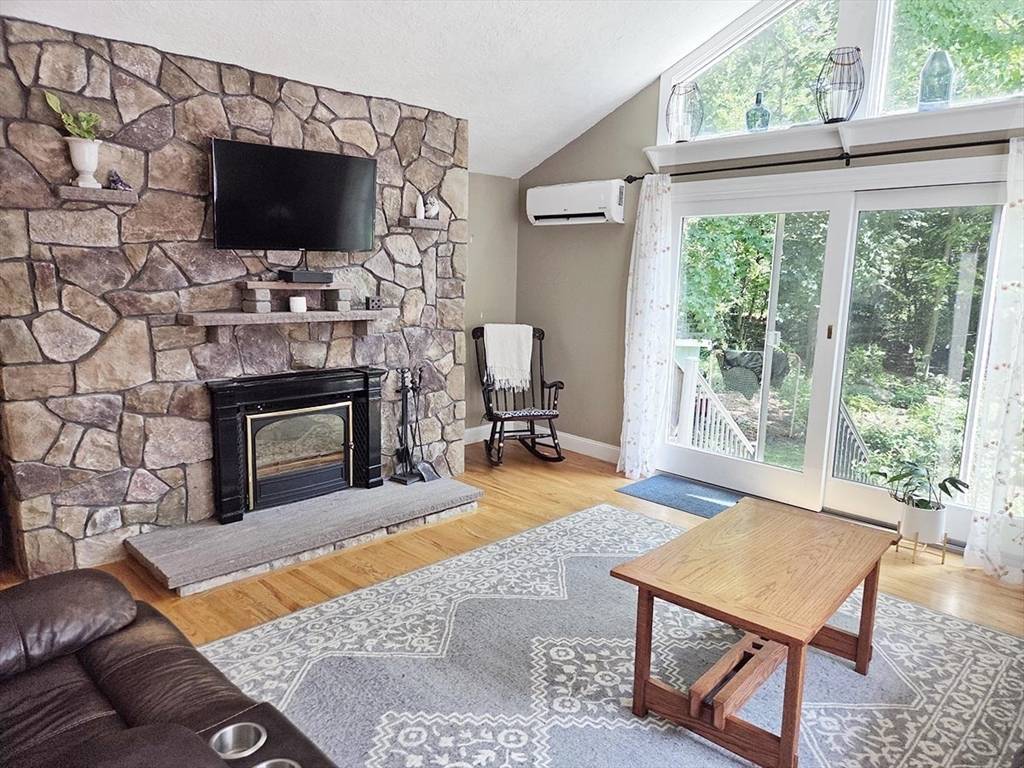 Stow, MA 01775,15 Sudbury Rd