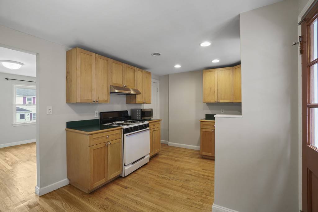 Malden, MA 02148,37 Regent Rd #37