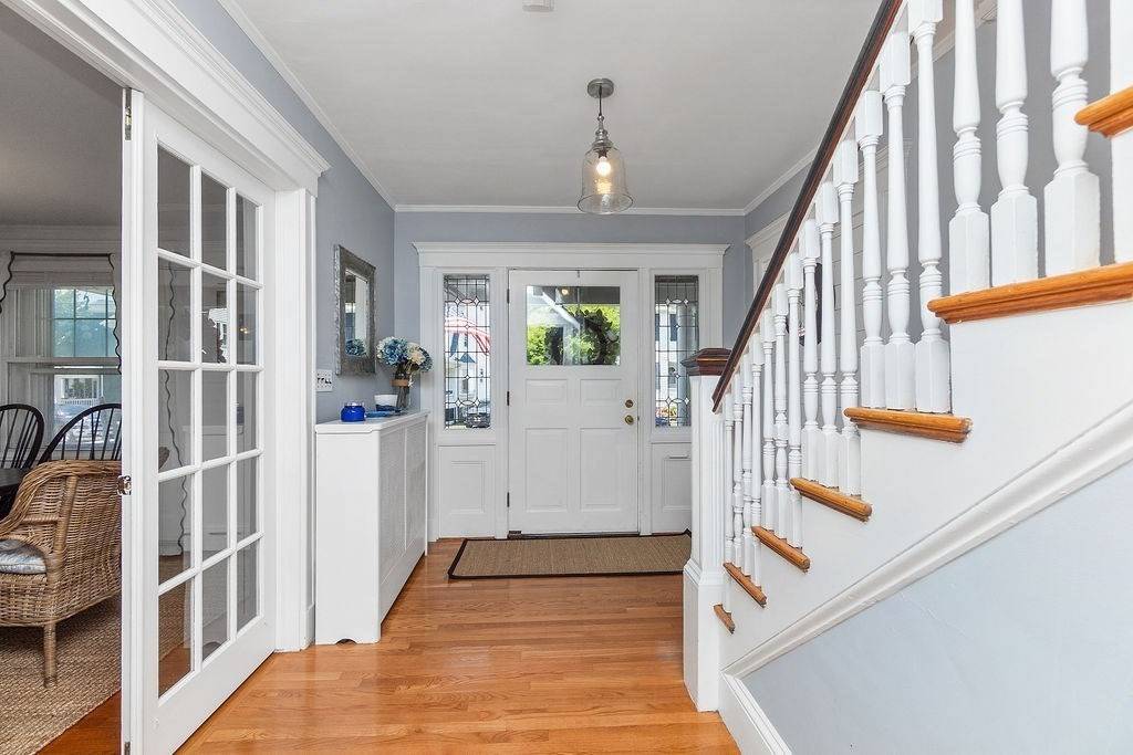 Winthrop, MA 02152,94 Circuit Rd