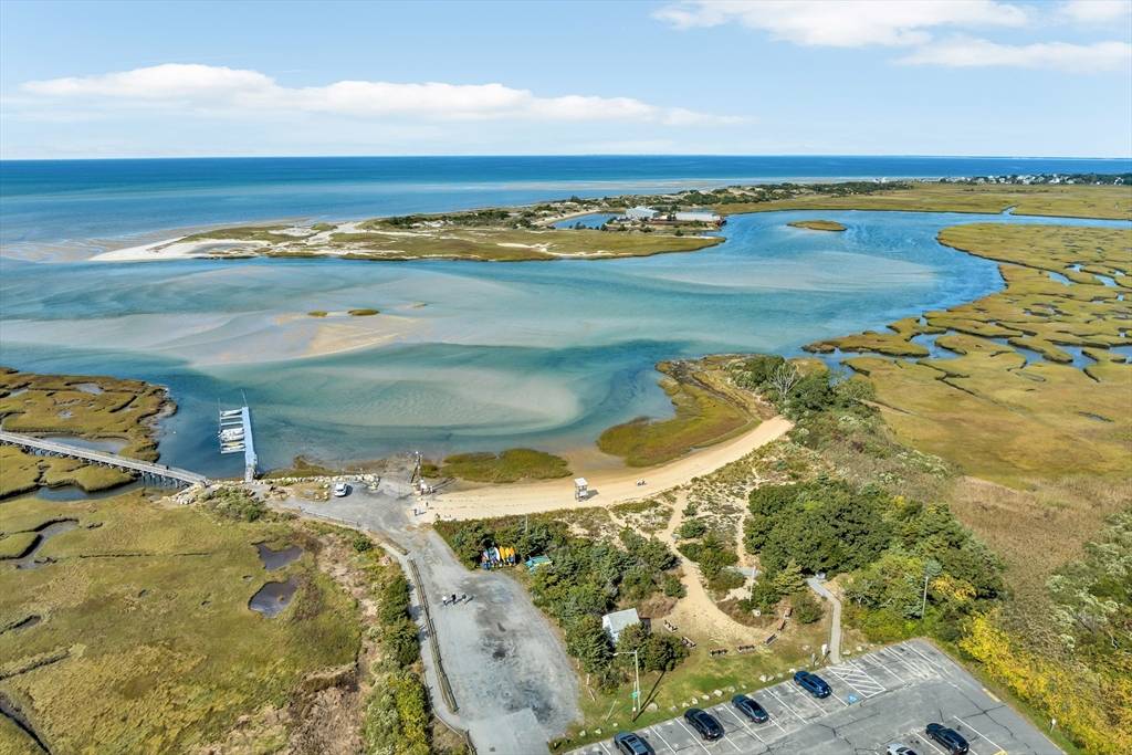 25 Pheasant Cove Circle Yarmouth, MA 02675
