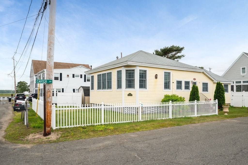 Salisbury, MA 01952,1 Carter Avenue