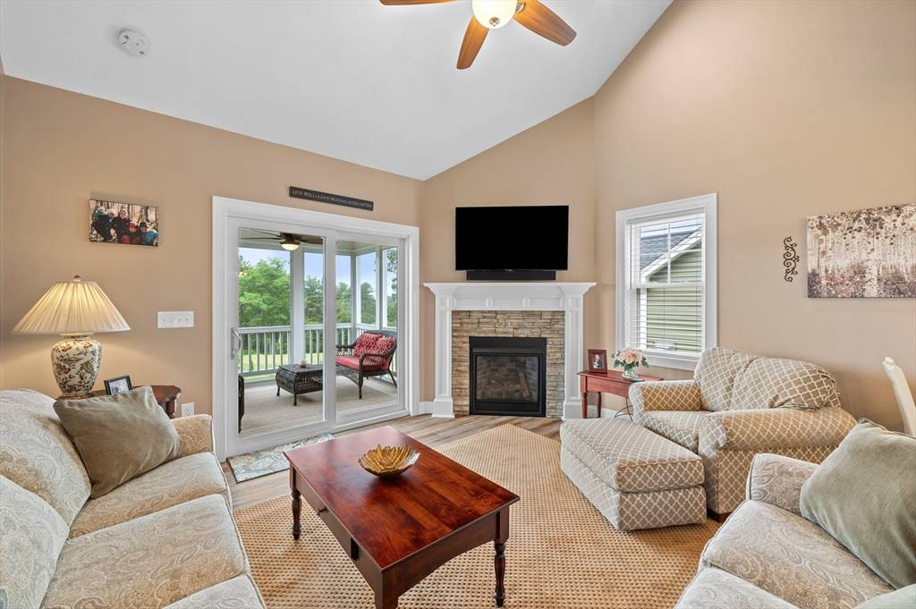 11 Soucy Drive #11 Rutland, MA 01543