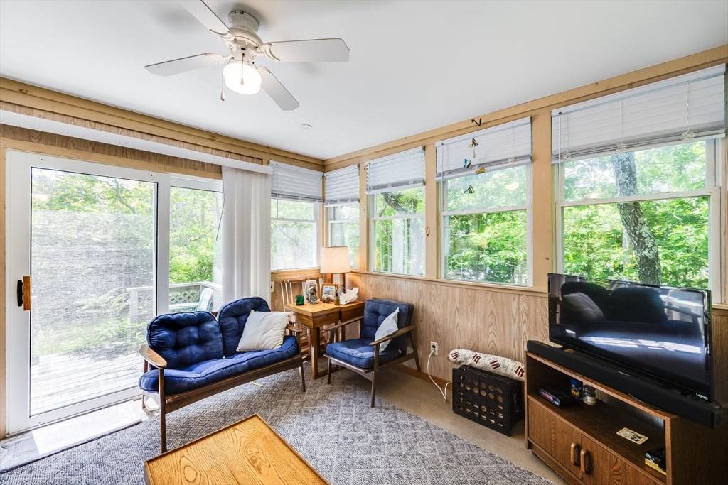 290 Old Wharf Rd Wellfleet, MA 02667