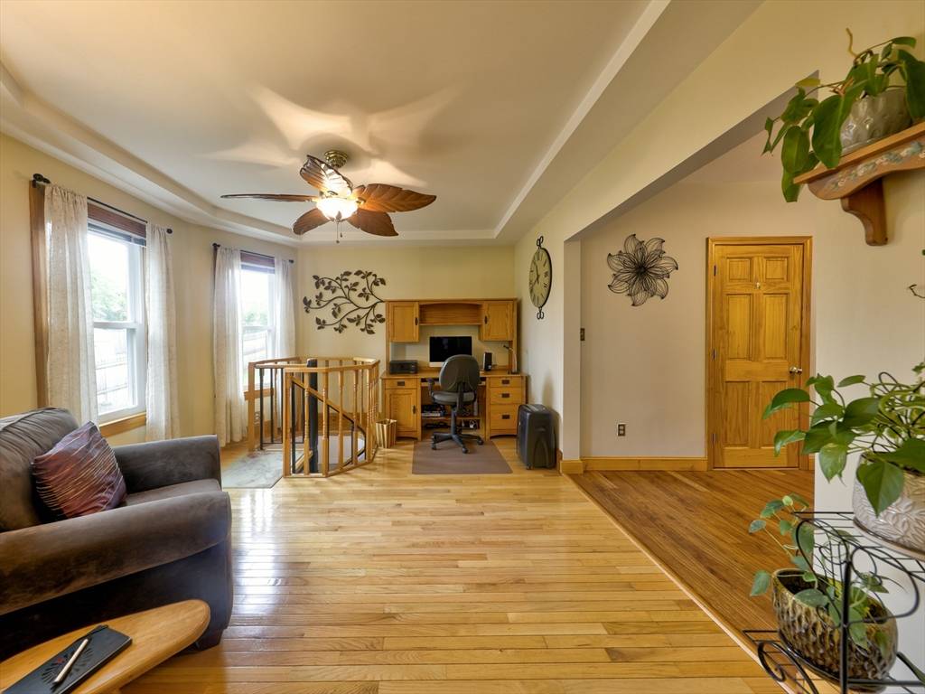 27 Newton Avenue Lynn, MA 01905