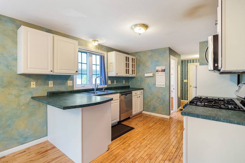 Methuen, MA 01844,15 Heather Dr #27