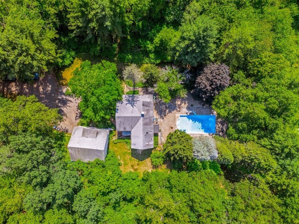 Methuen, MA 01844,46 Baremeadow St