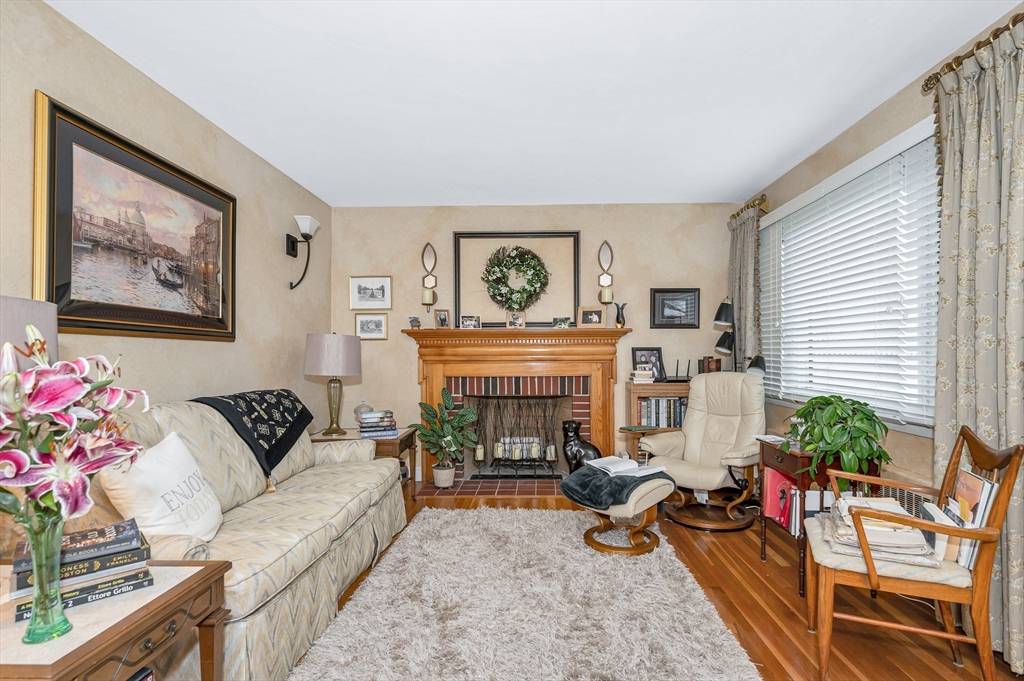 Salem, MA 01970,288 Highland Ave