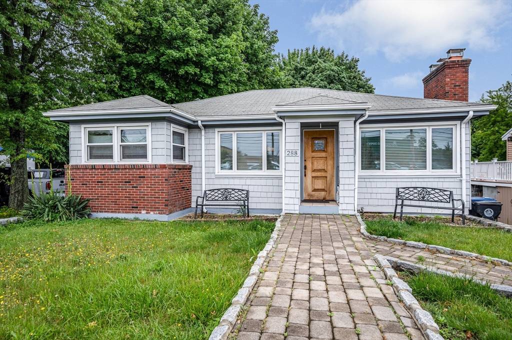 Salem, MA 01970,288 Highland Ave