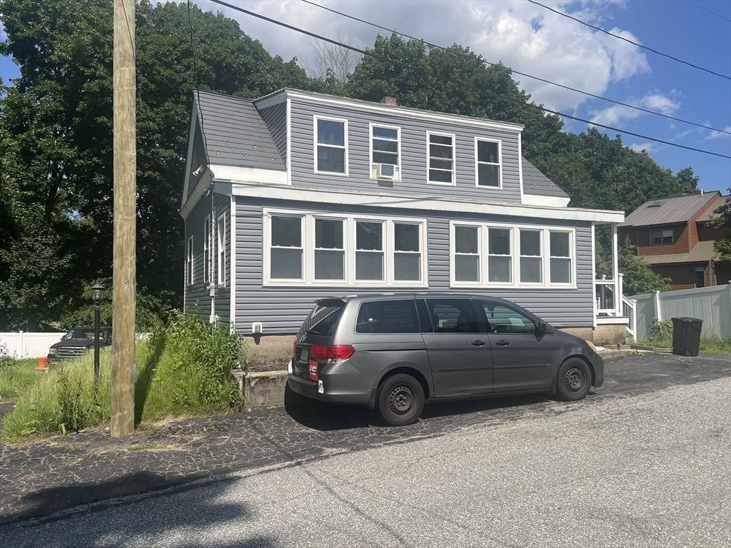 Haverhill, MA 01835,14 Waldo Ct