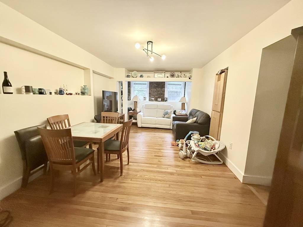 Cambridge, MA 02138,12 Ware Street #B